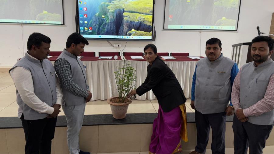 स्कूल कनेक्ट अभियानांतर्गत कार्यशाळा